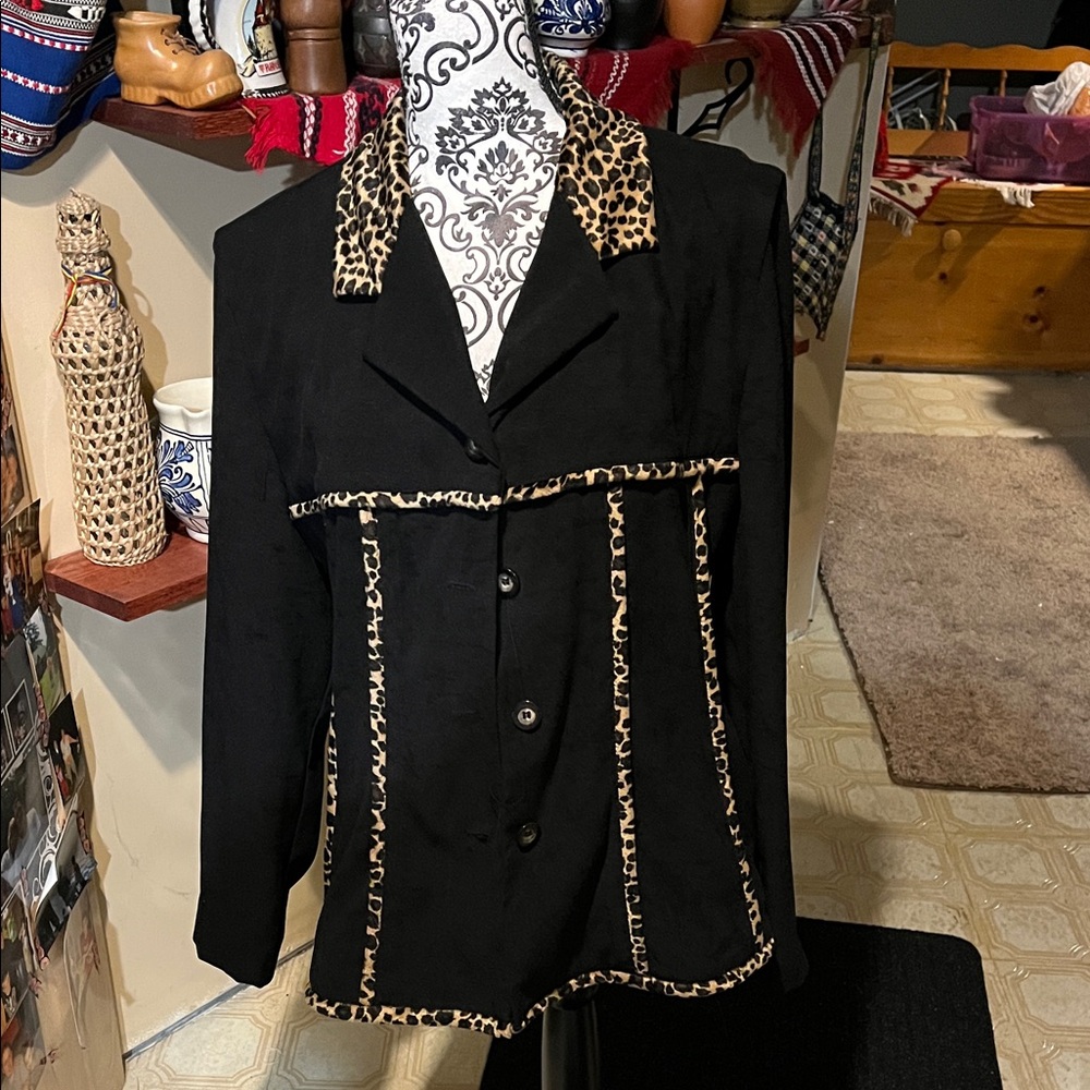 Jessica Howard Black Jacket with Leopard Accents